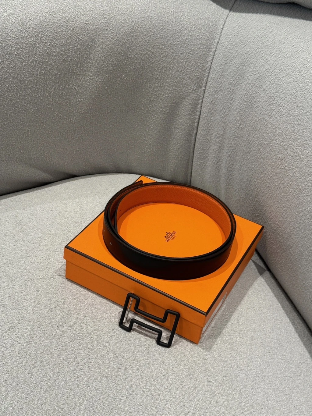 Hermes 32mm 霧面簍空皮帶