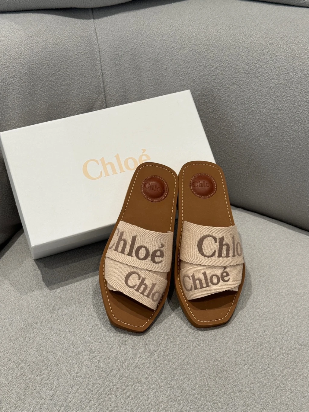 Chloe 淡粉色 拖鞋