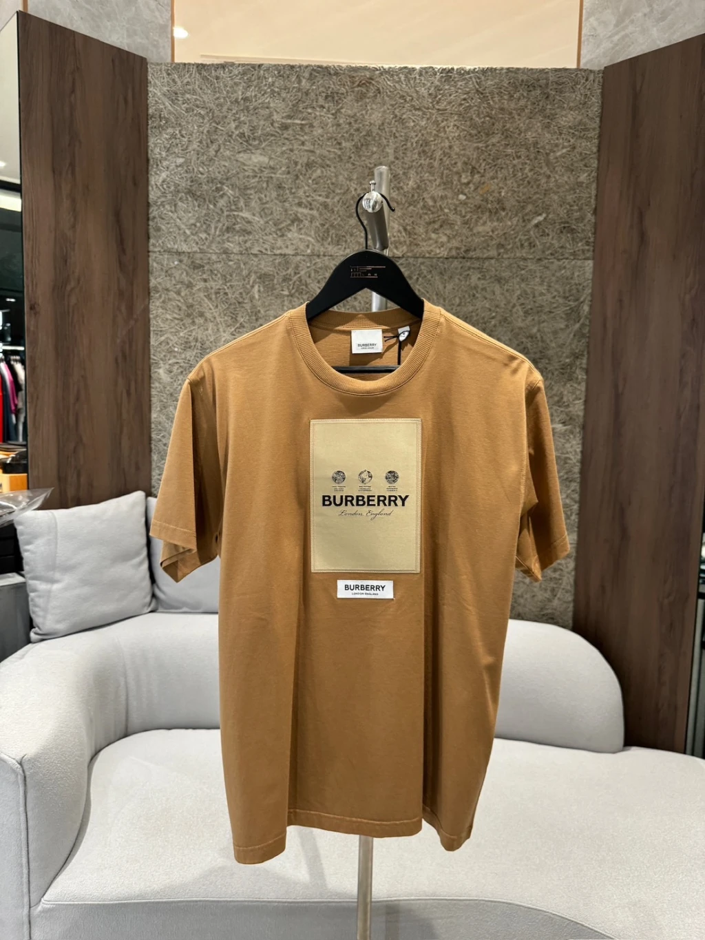 Burberry 標籤 卡其色
