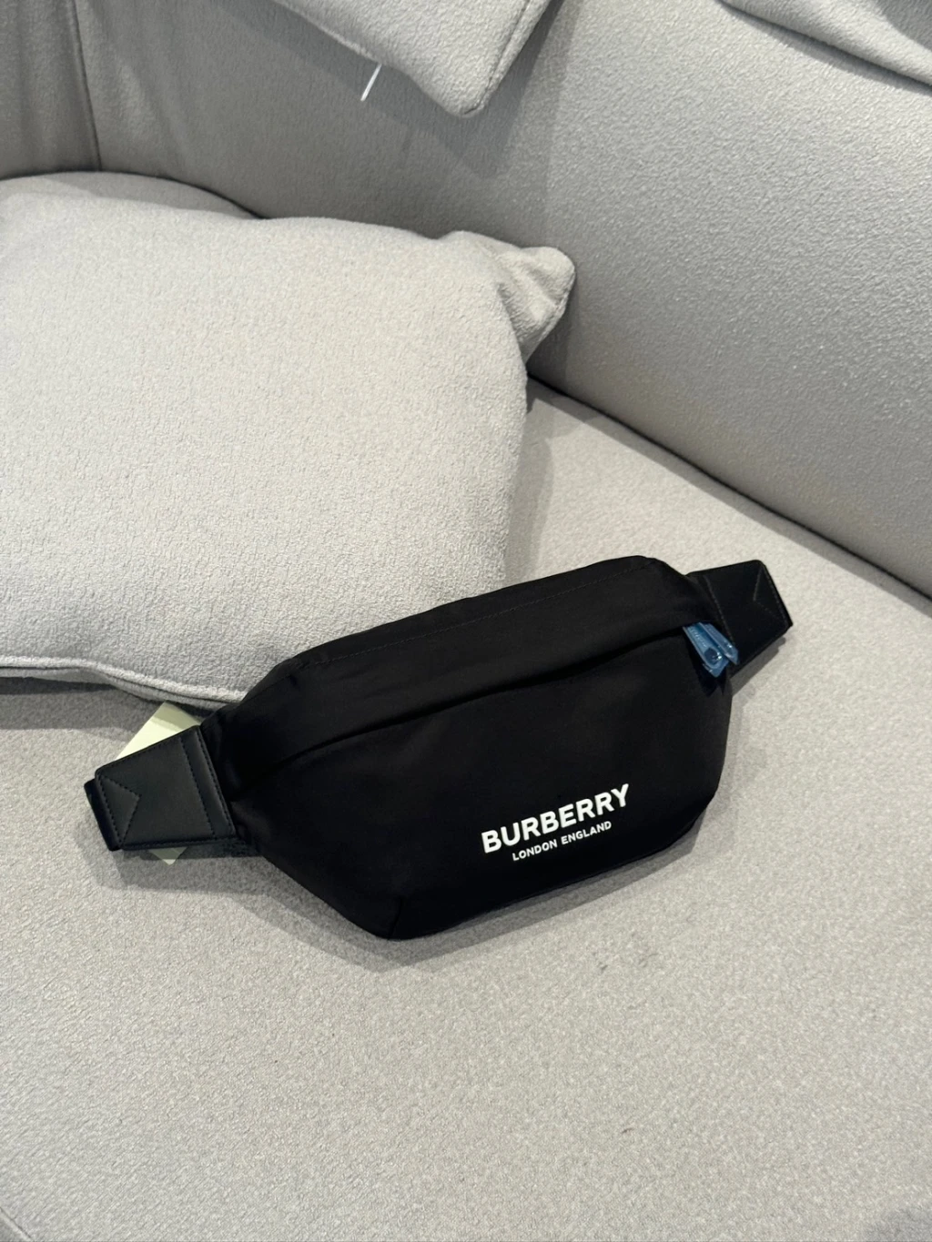 Burberry 腰包