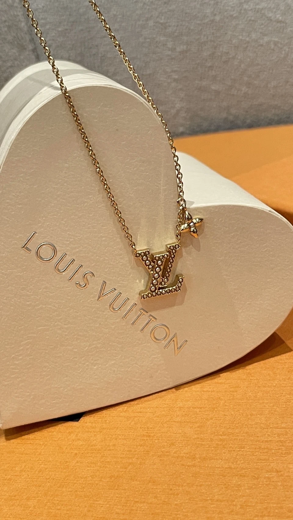 LV 珍珠項鍊