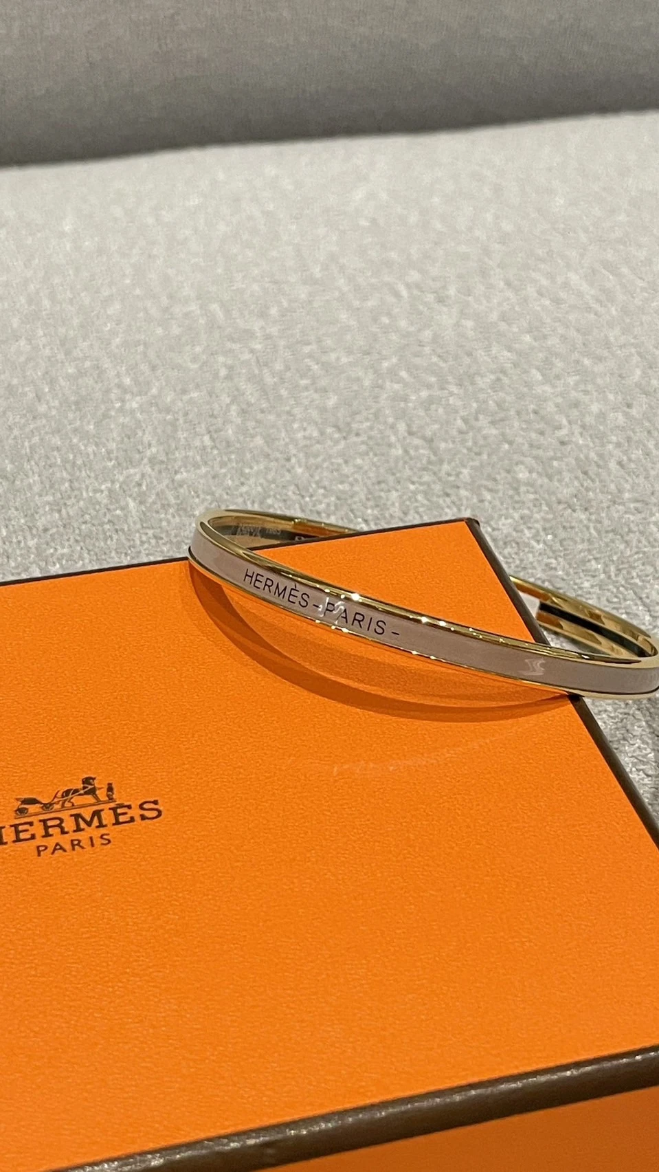 Hermes 奶茶灰金 手環