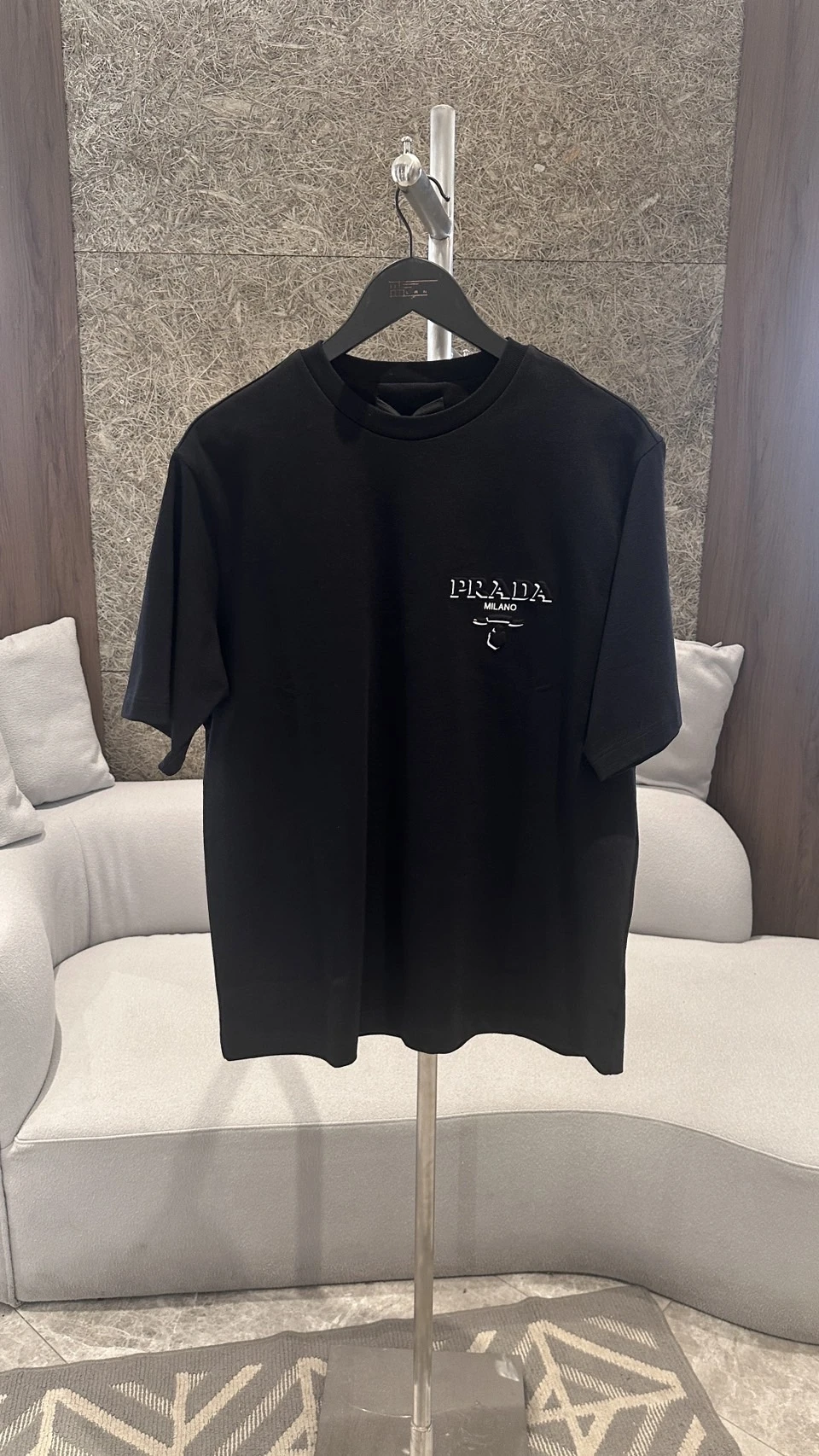 Prada 立體字母 黑