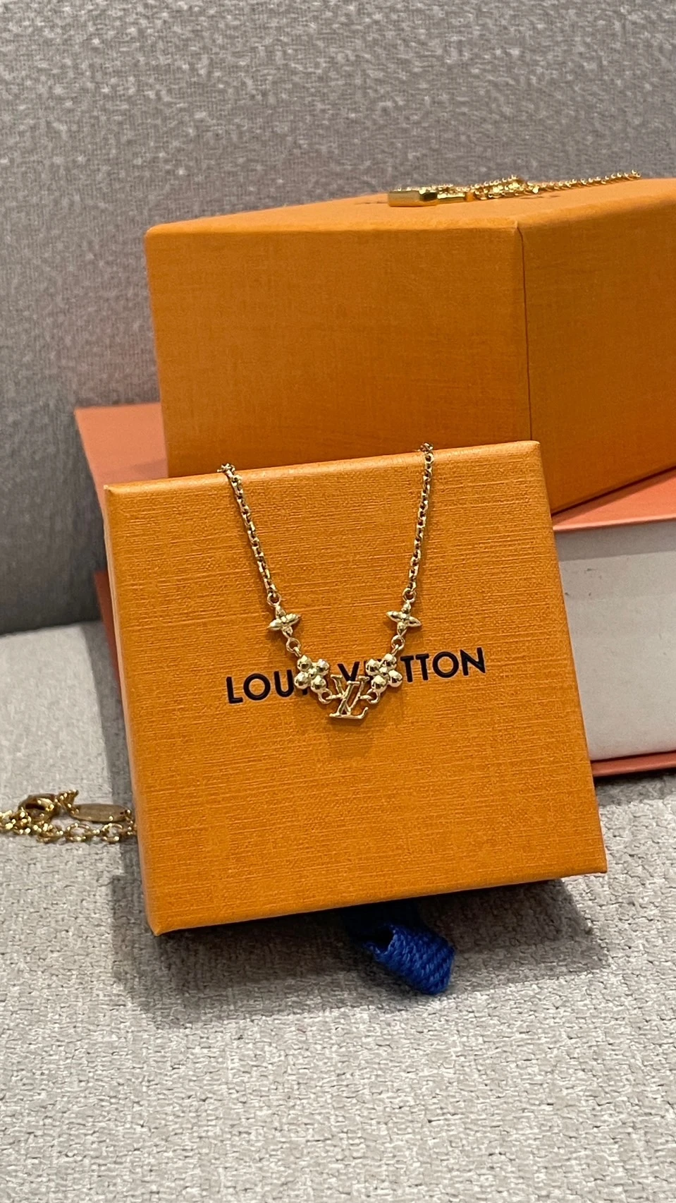 LV 項鍊