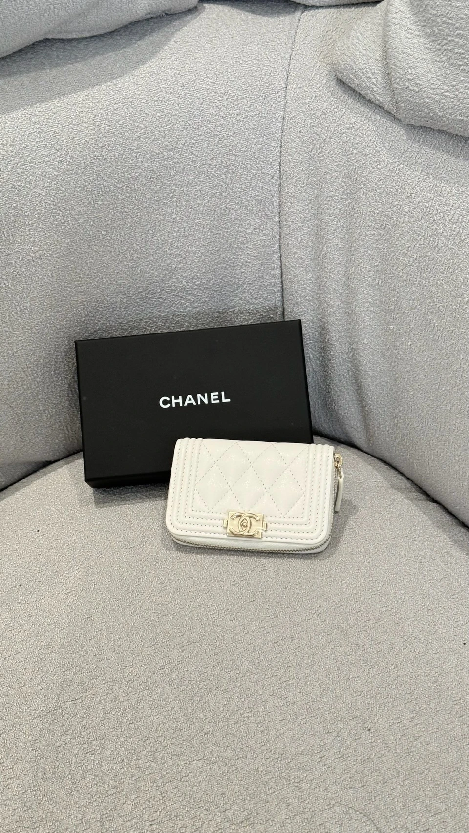 Chanel 白銀零錢包