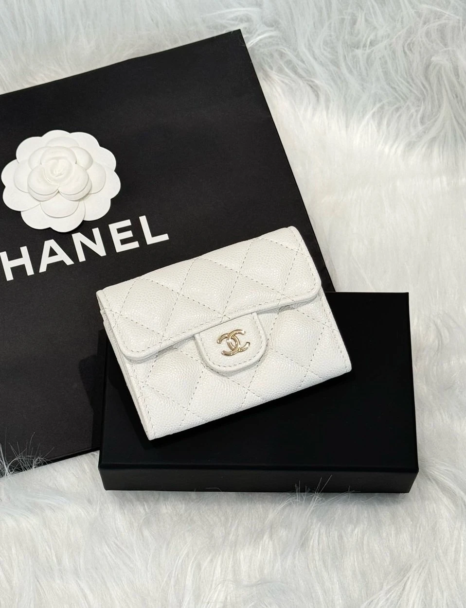 Chanel 白銀卡包