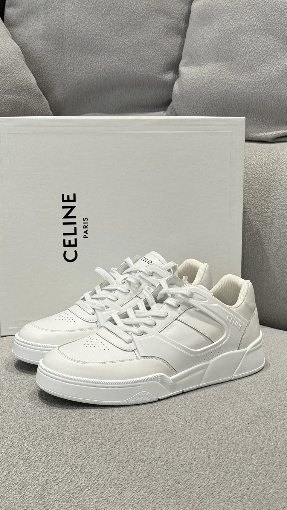 (依尺碼報價)Celine 小白鞋