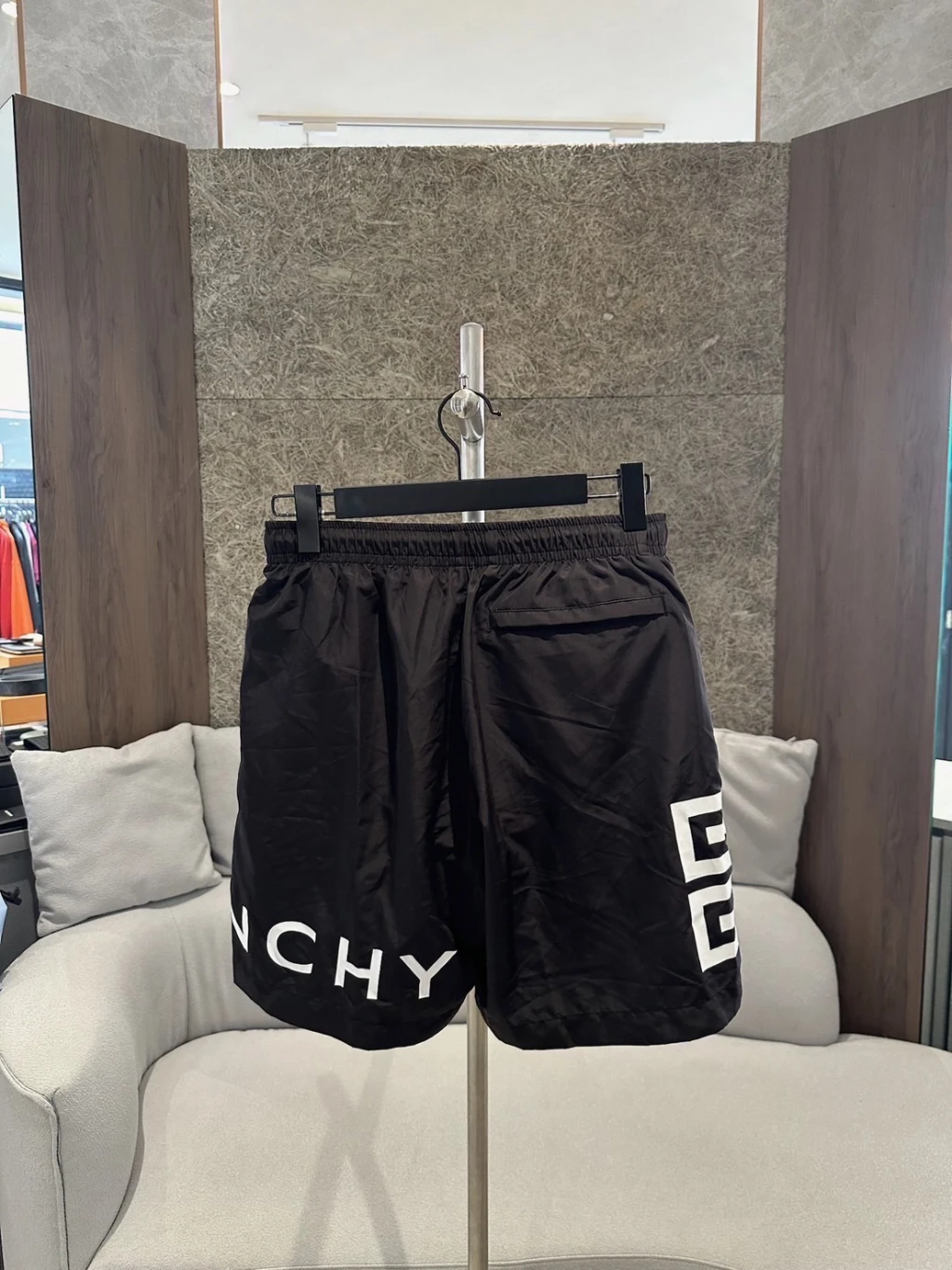 GIVENCHY 黑 短褲