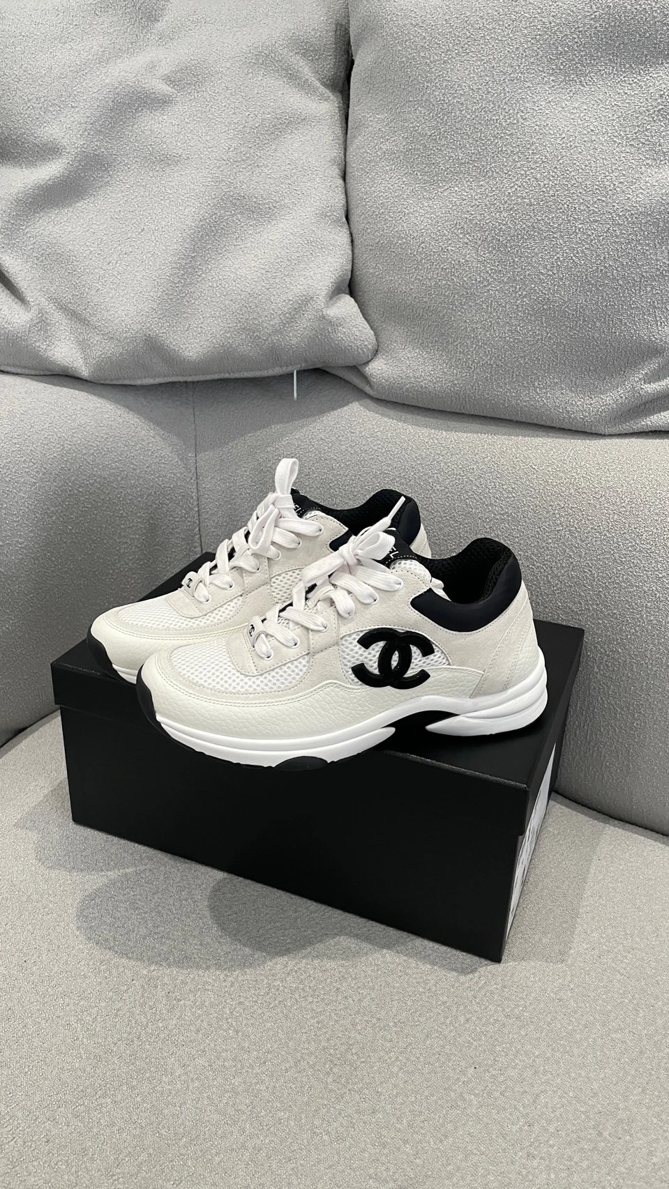 (依尺碼報價)Chanel 熊貓 運動鞋