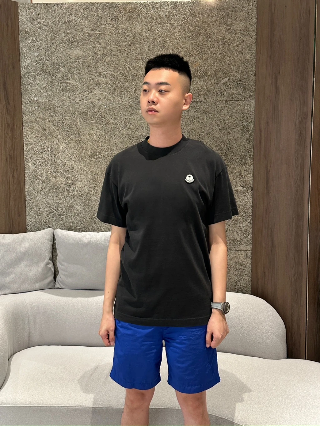 Moncler 聯名椰子小標