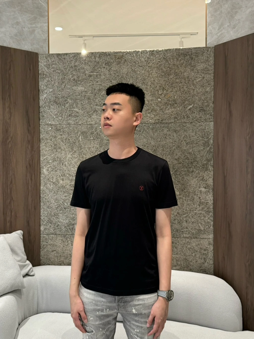 LV 新款小標籤