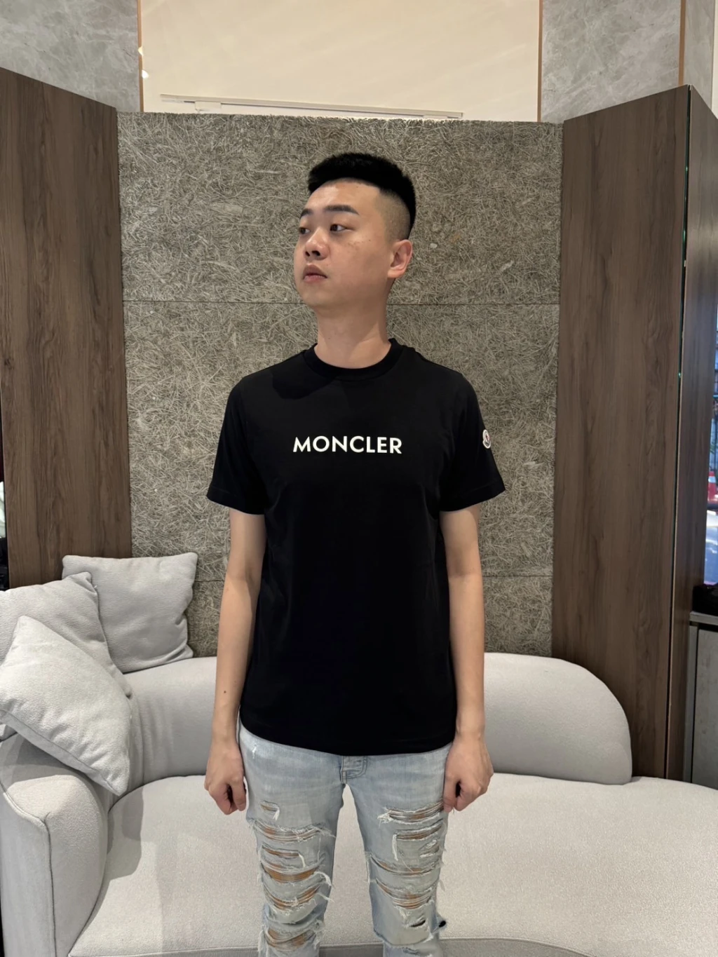 Moncler 字母短袖