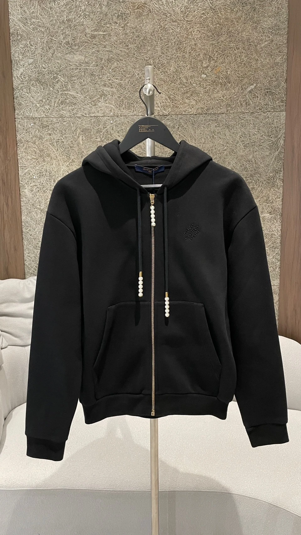LV 標語刺繡珍珠 外套(斷貨)
