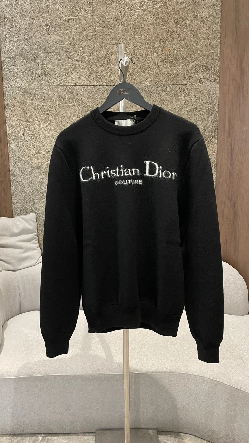 Dior 新款標語針織大學踢
