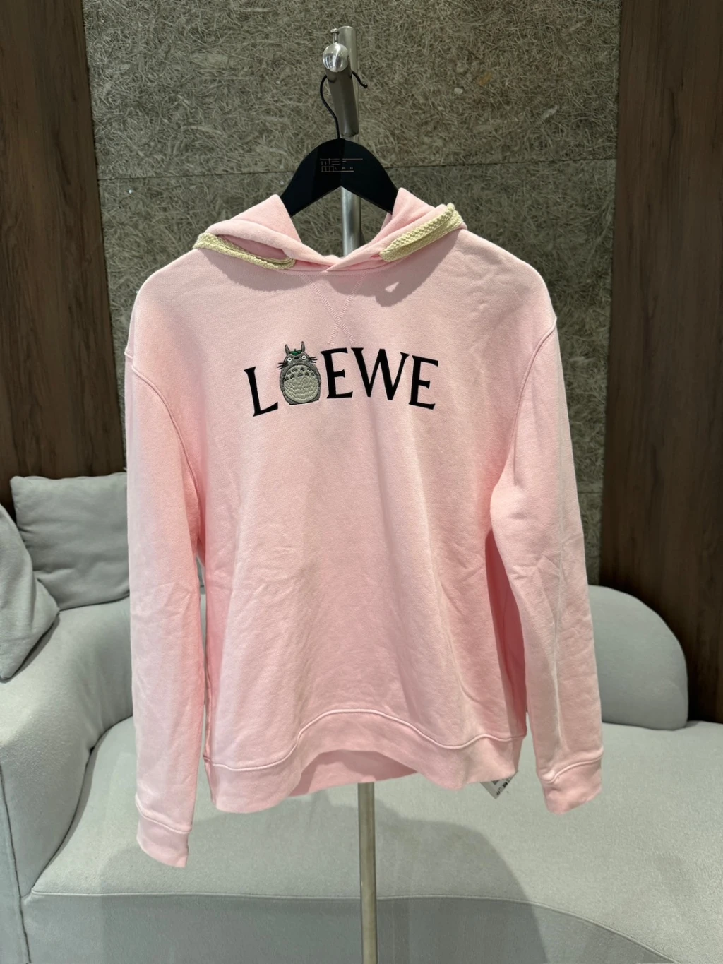Loewe 聯名款龍貓帽踢