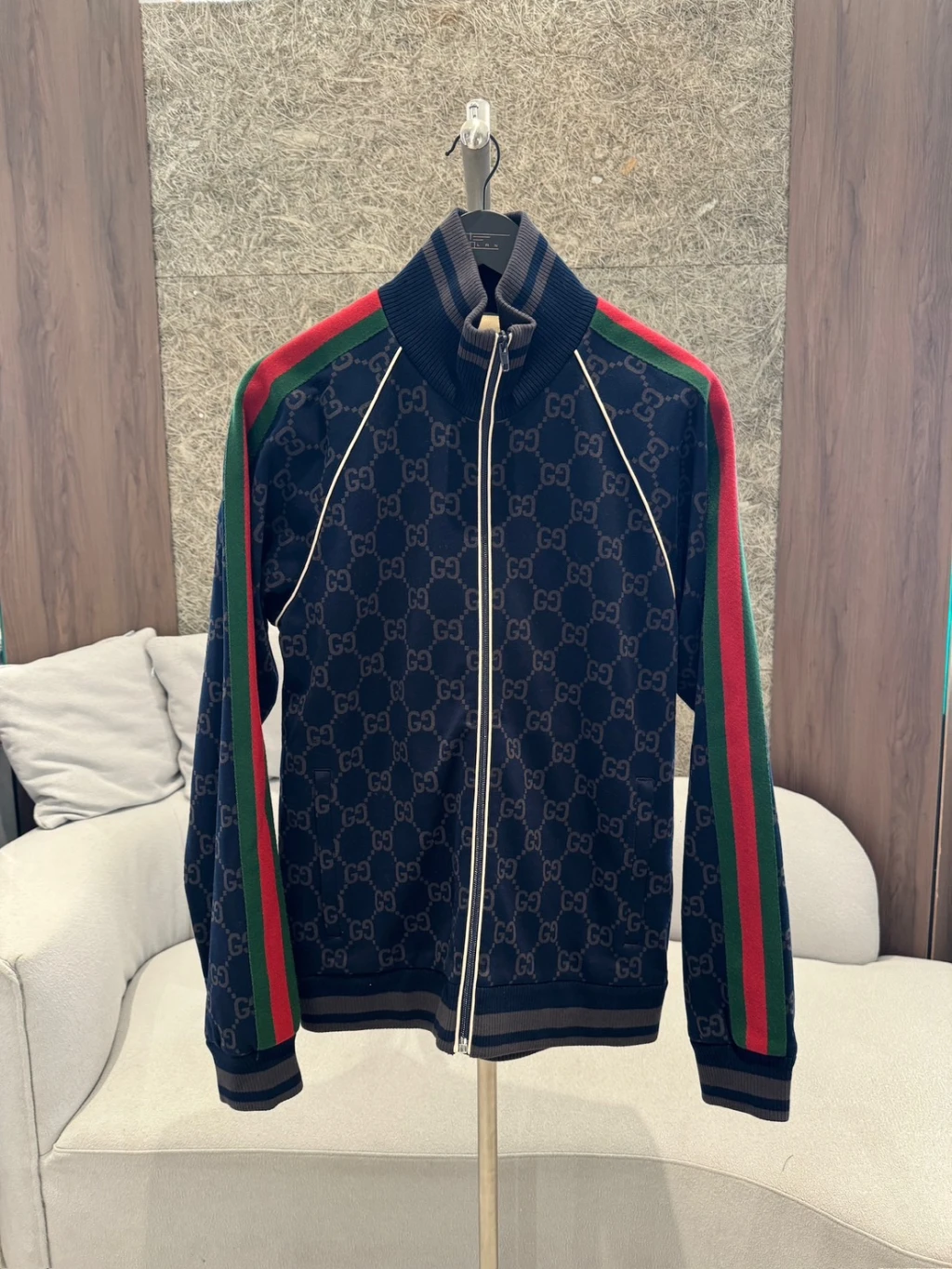 Gucci 滿版雙G外套