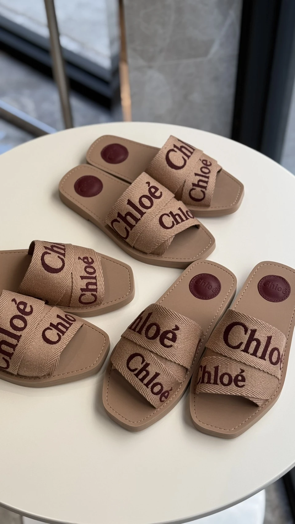 Chloe 乾燥玫瑰刺繡拖鞋