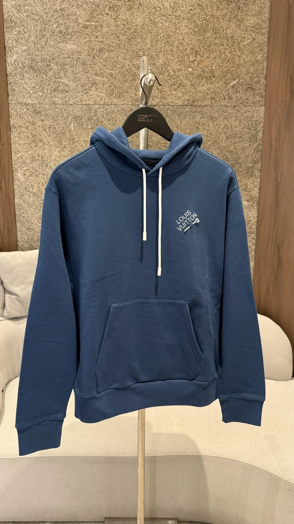 LV 迴紋針帽踢深藍