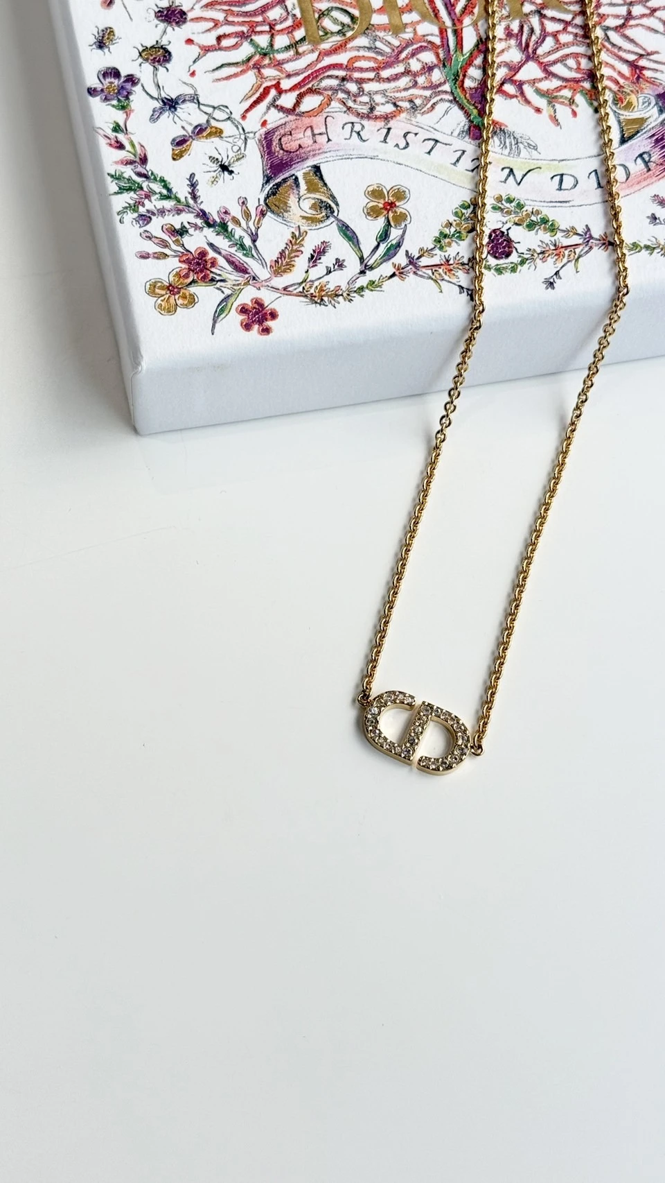 Dior 滿鑽項鍊