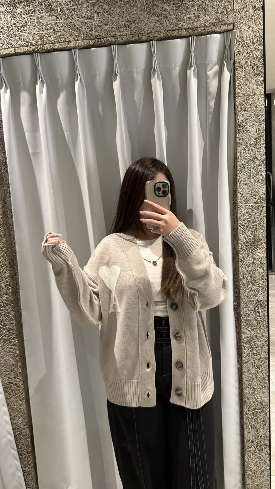 AMI 奶茶色罩衫