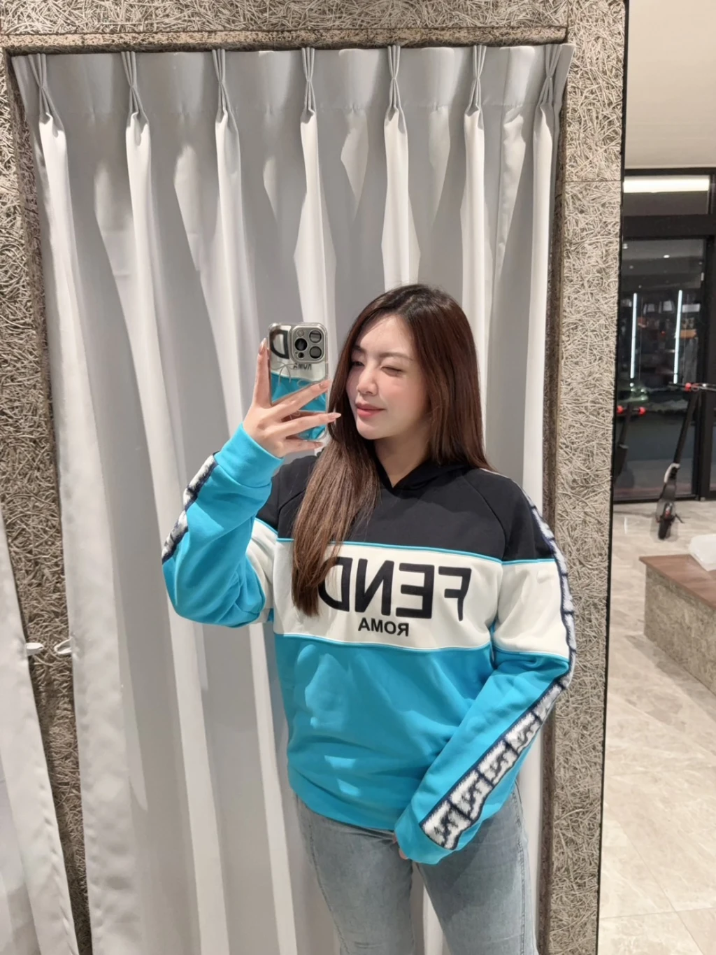 Fendi 拼接藍帽T
