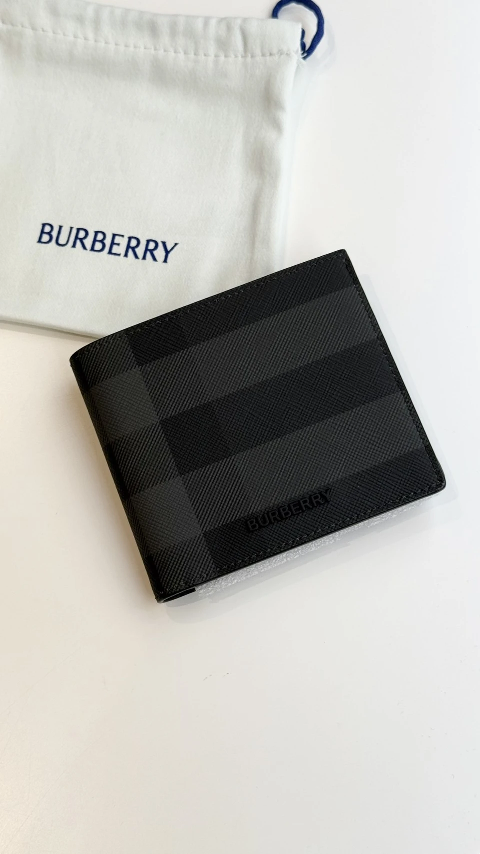Burberry 黑格紋短夾