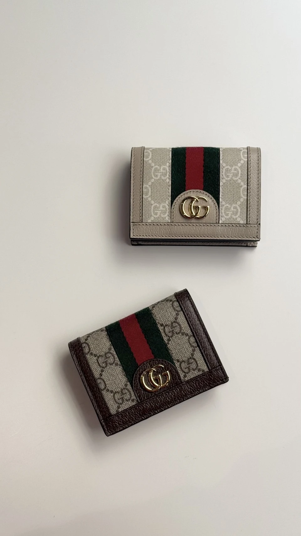 Gucci 老花短夾