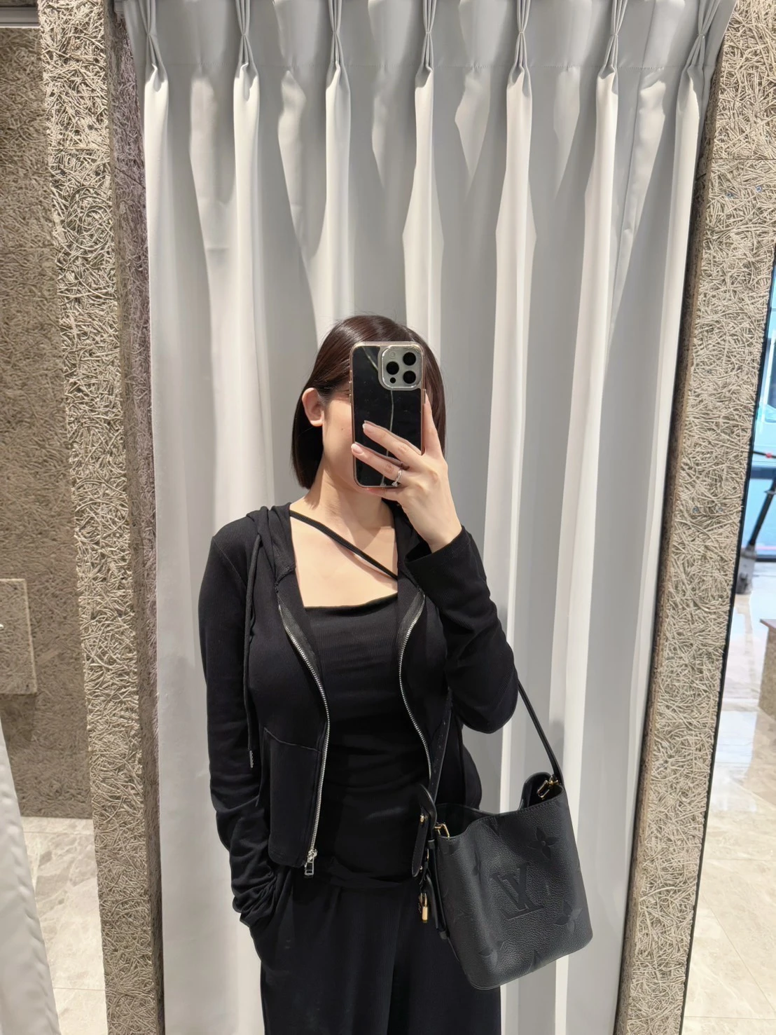 LV ALL IN BB黑壓印水桶包
