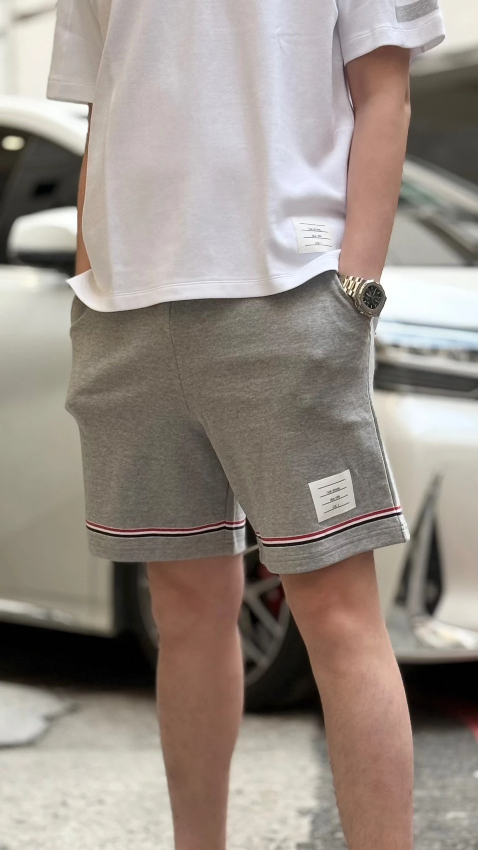 TB 淺灰短褲