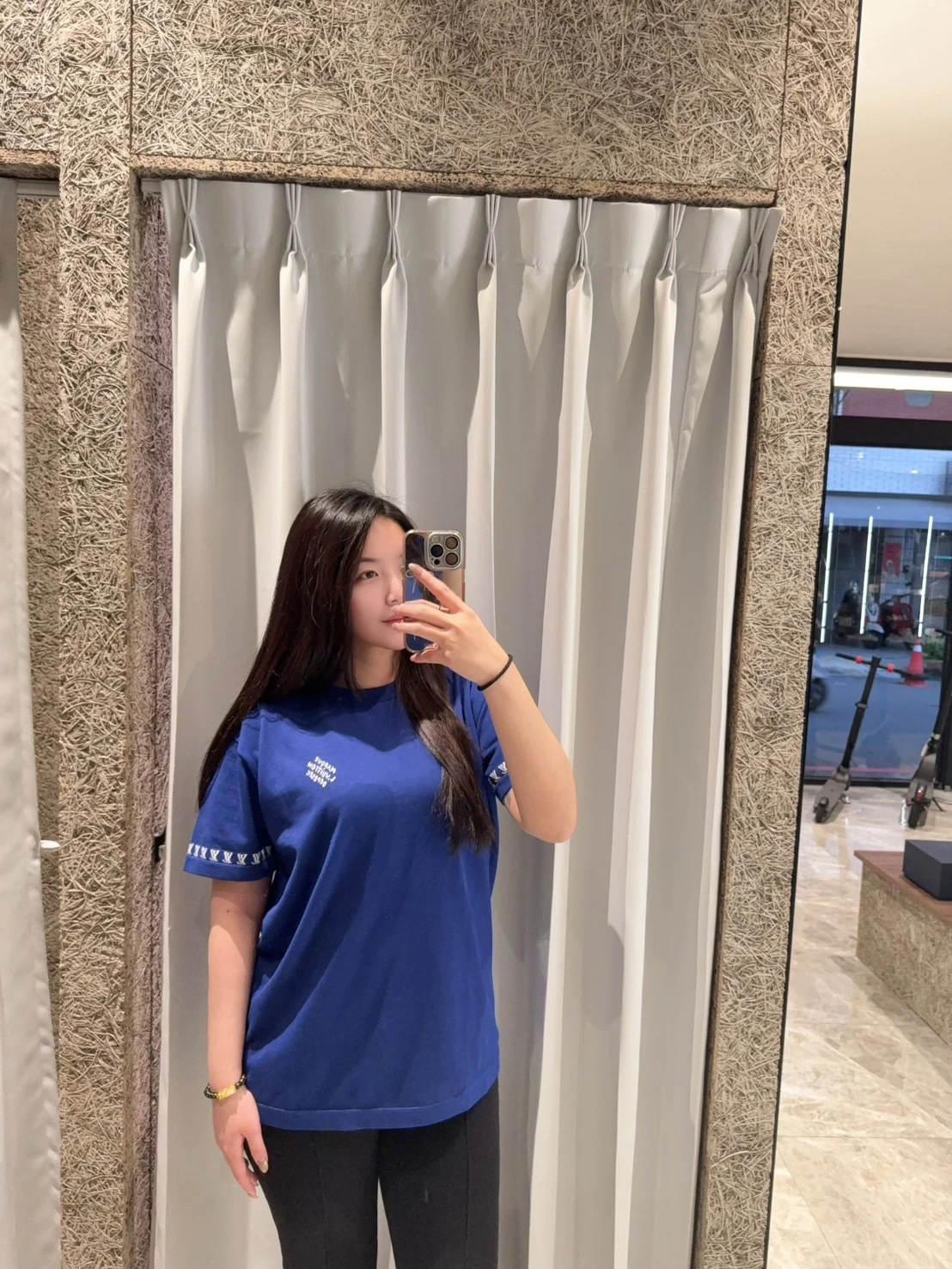 LV 菲董聯名款手袖老花 亮藍色