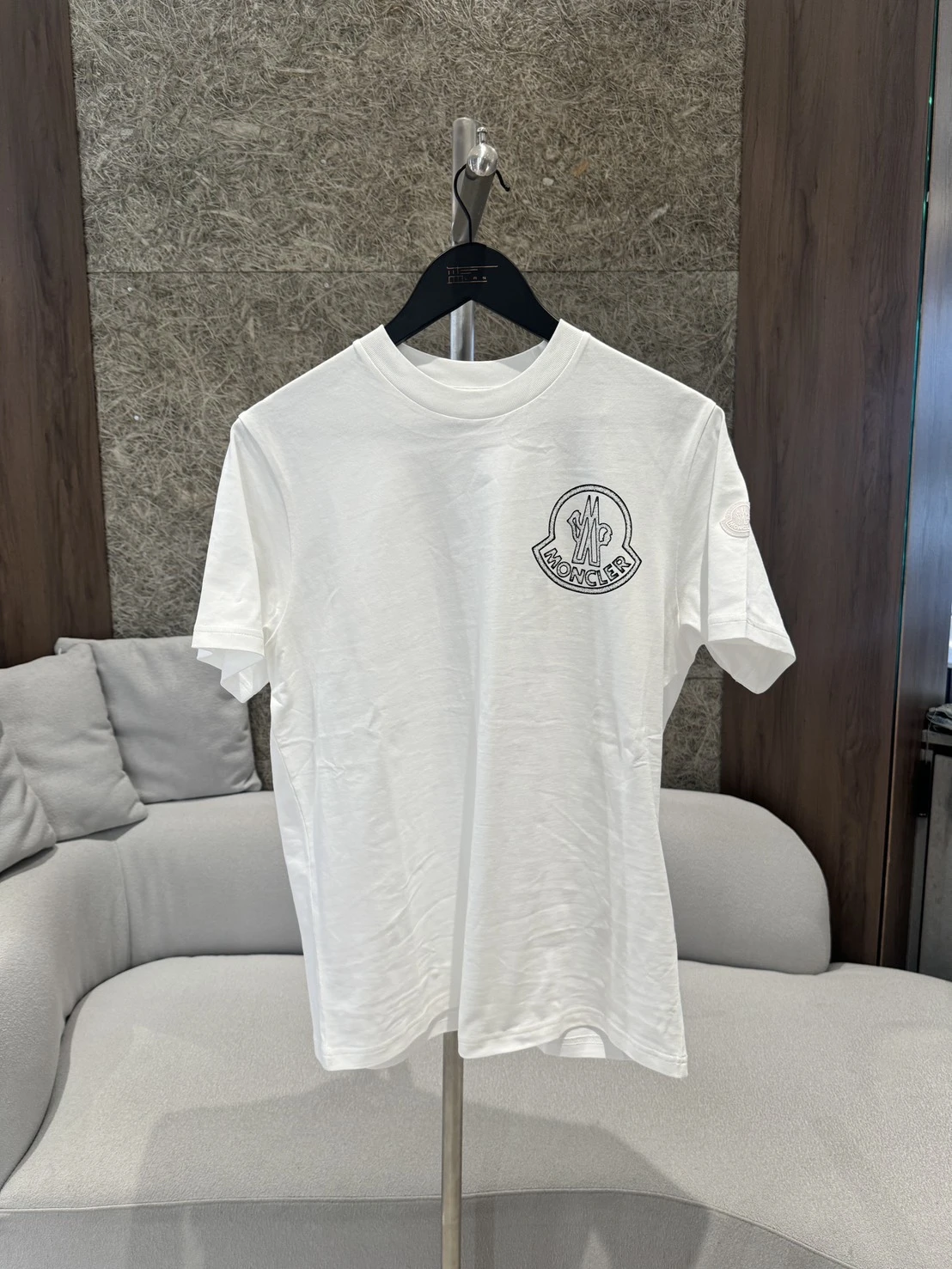 Moncler 新款白短袖