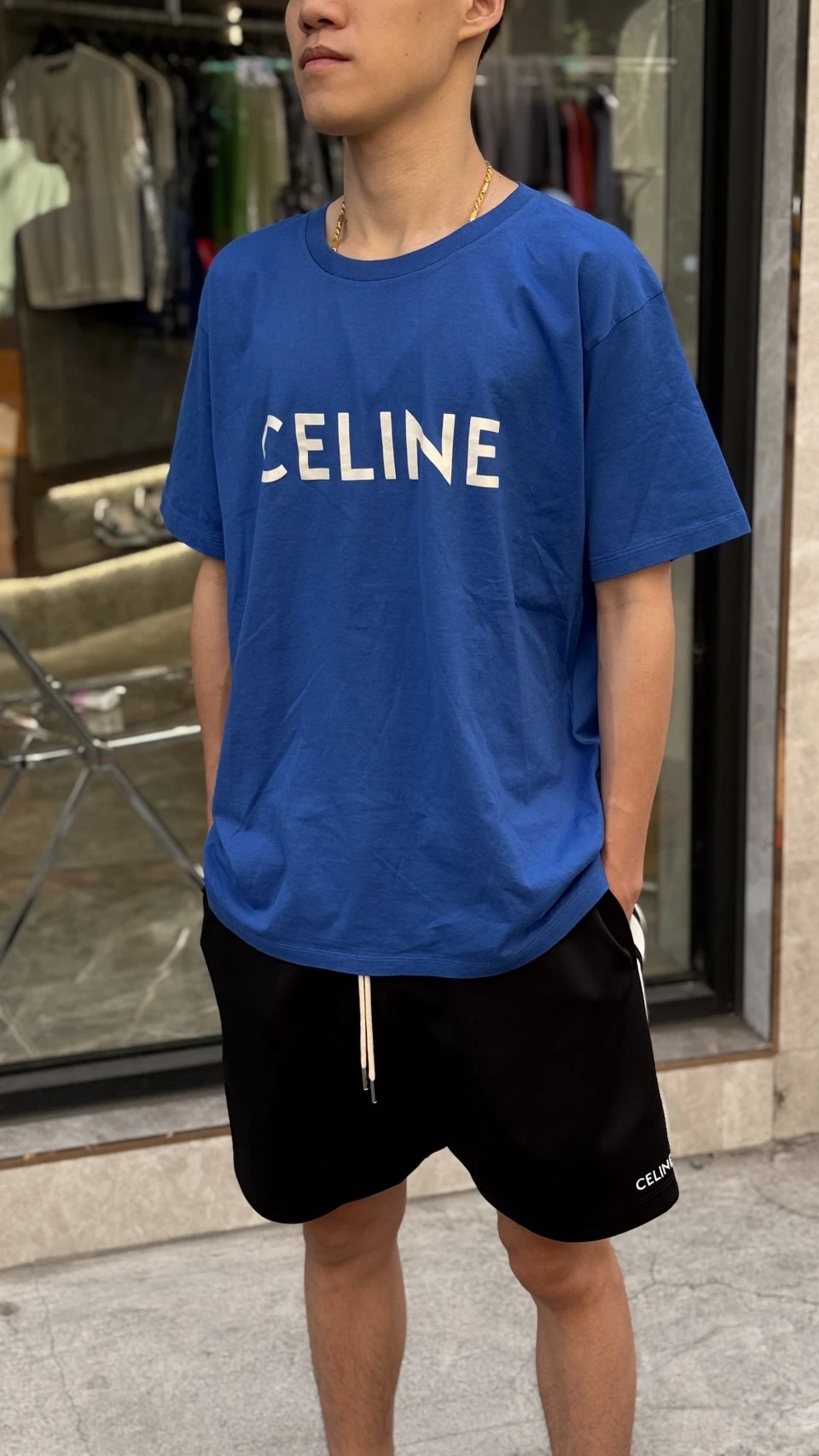 Celine 藍底白字短袖