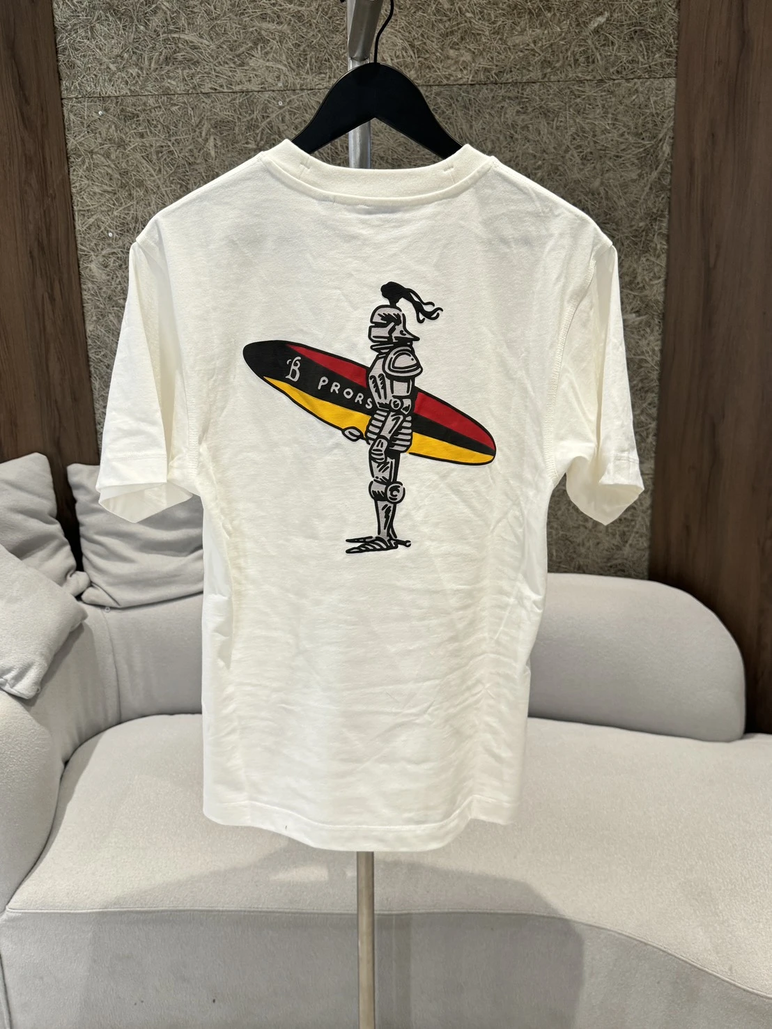 Burberry 背後騎士衝浪板短袖