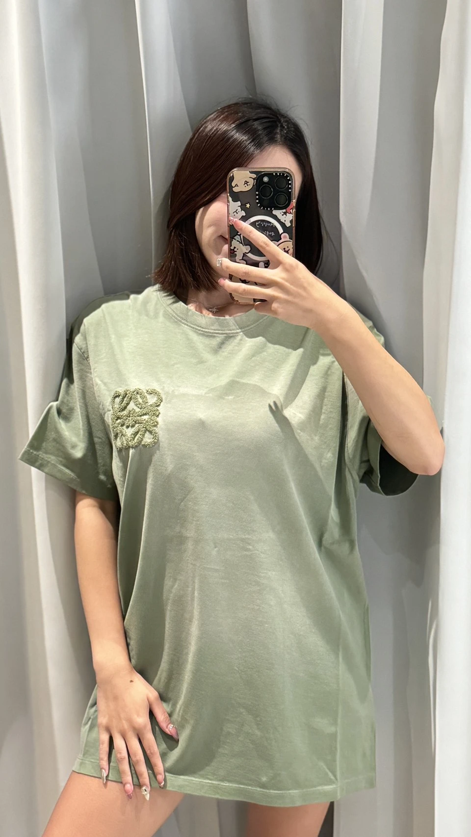 Loewe 絨毛刺繡綠短袖
