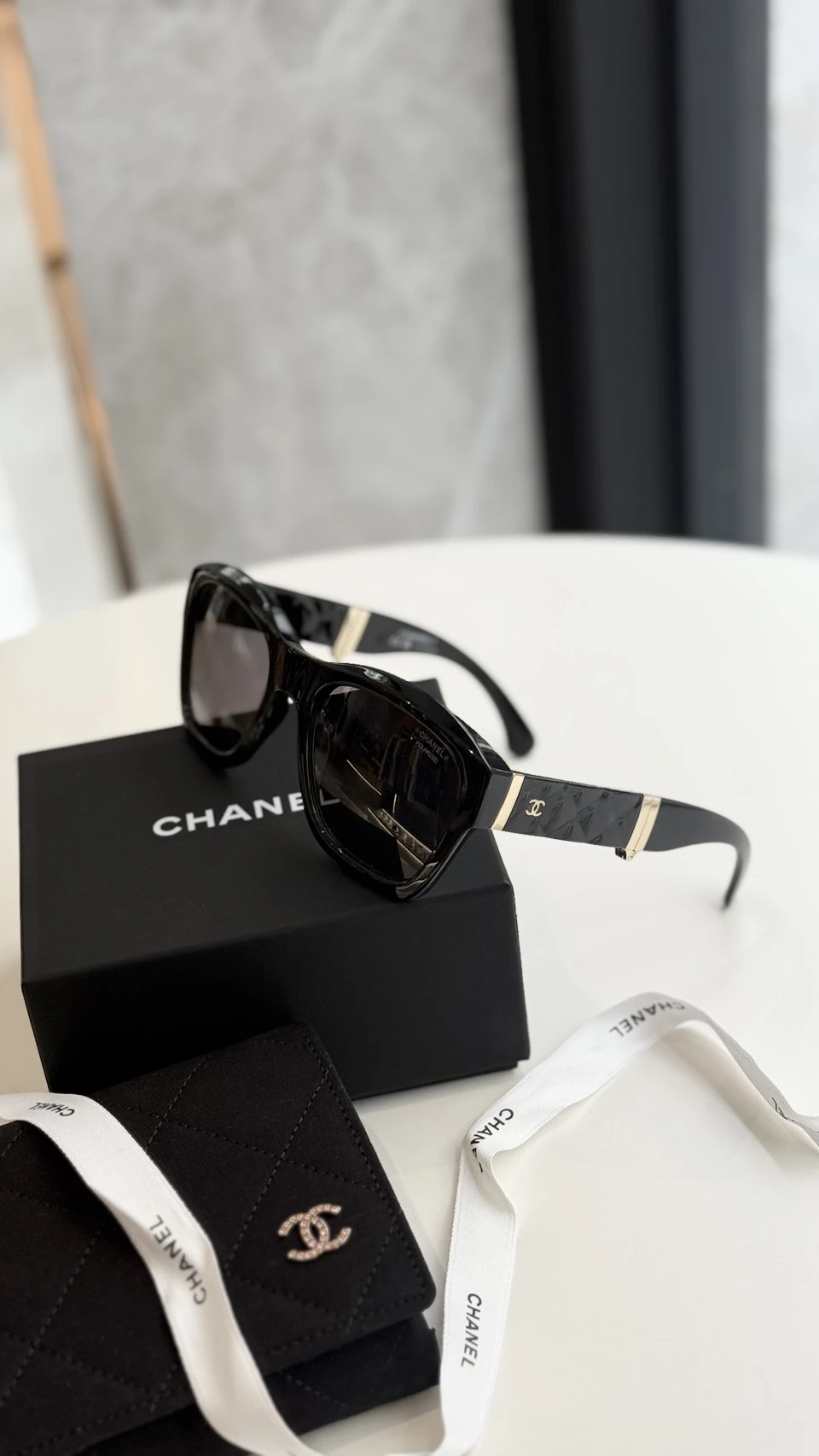 Chanel 折疊式墨鏡