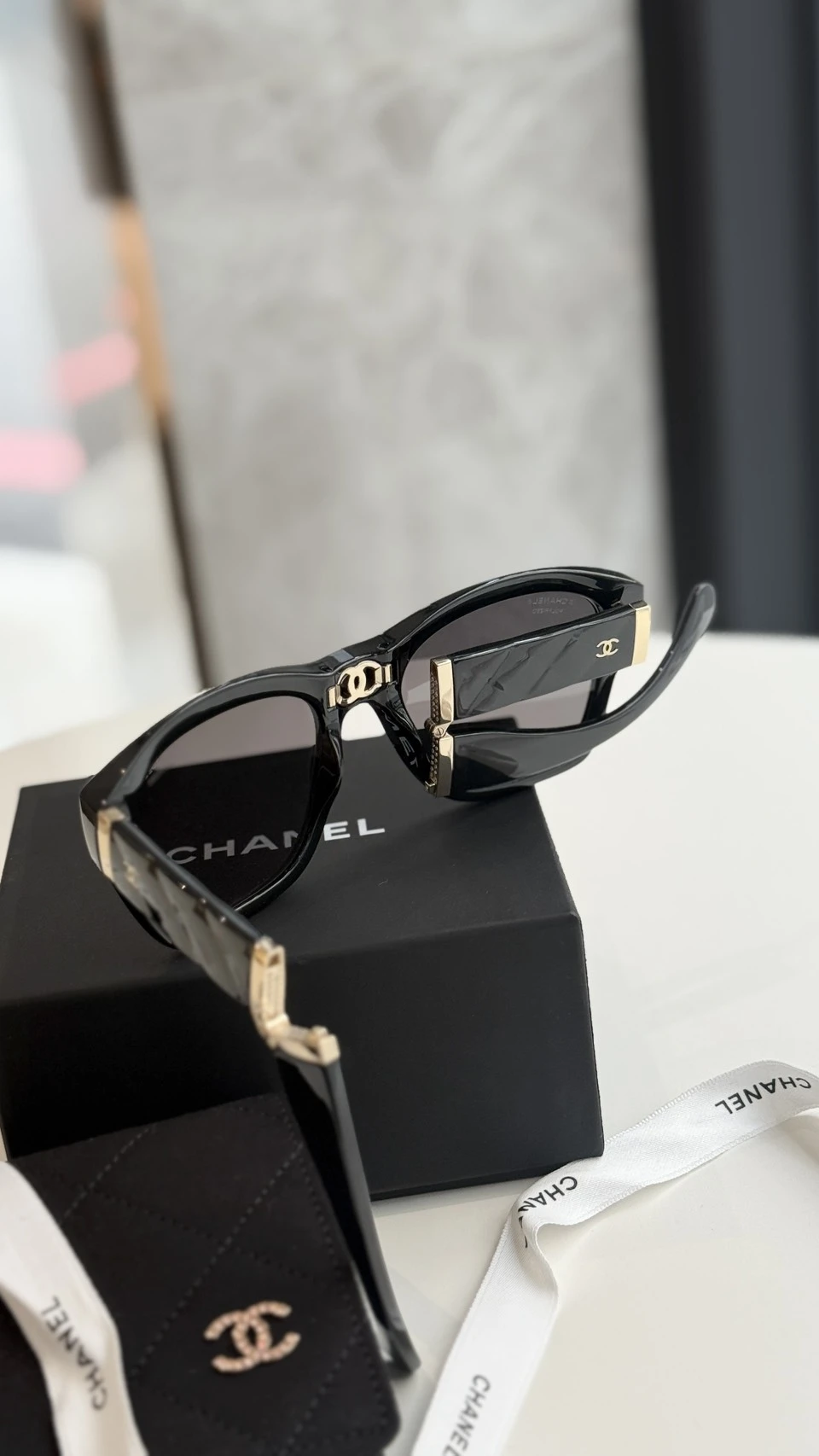 Chanel 折疊式墨鏡