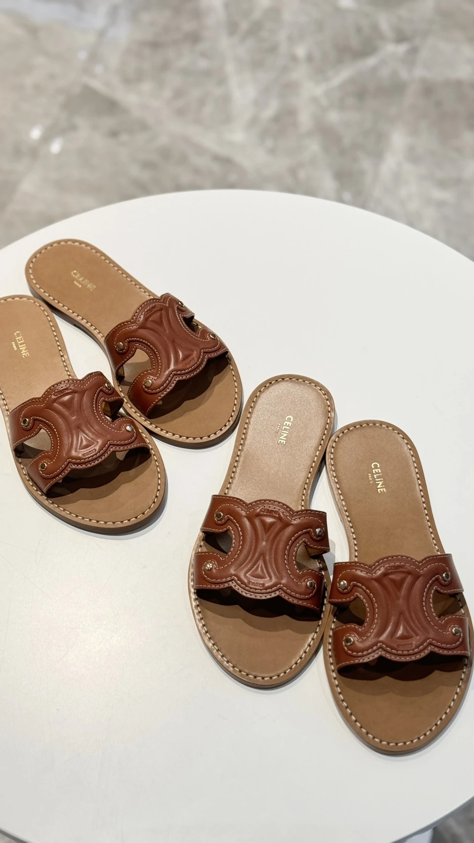 Celine 凱旋門拖鞋