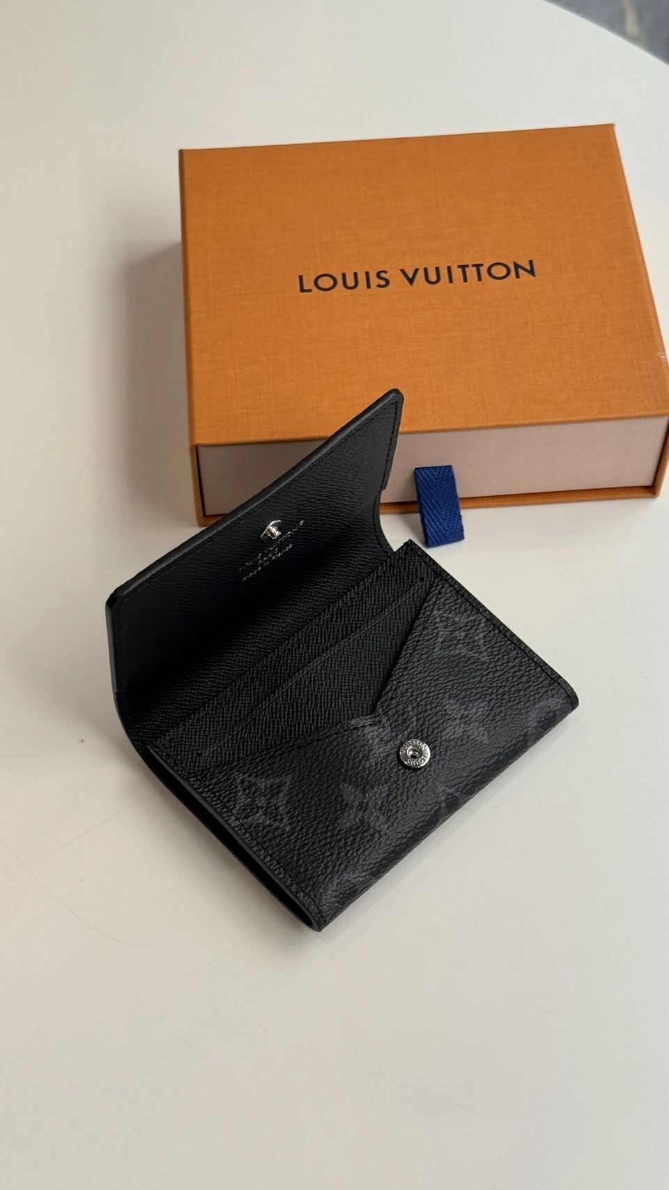 LV 黑老花名片夾短夾