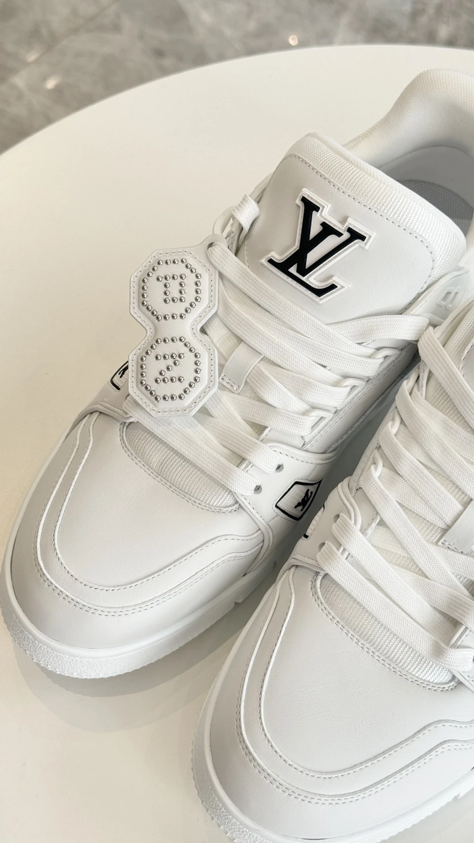 LV x Nigo聯名Trainer