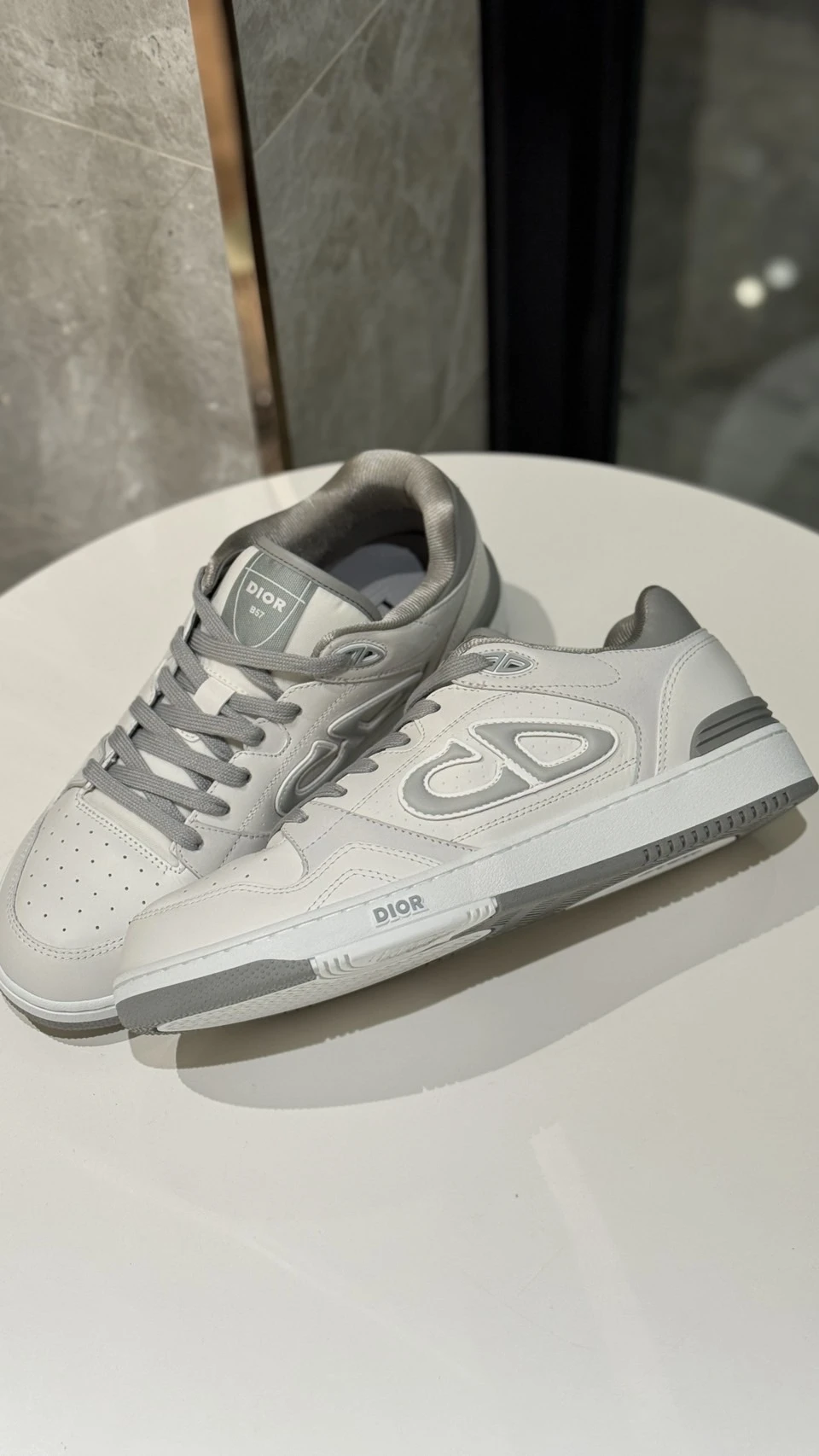Dior B57 灰白運動鞋