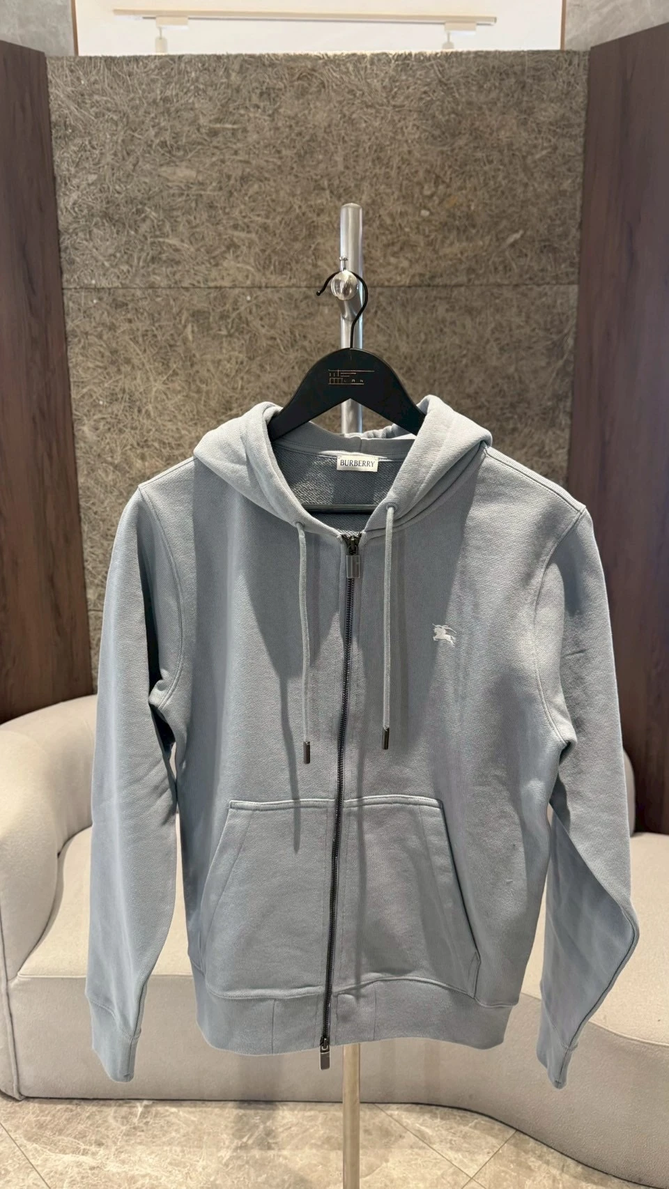 Burberry 背後馬術士藍灰外套