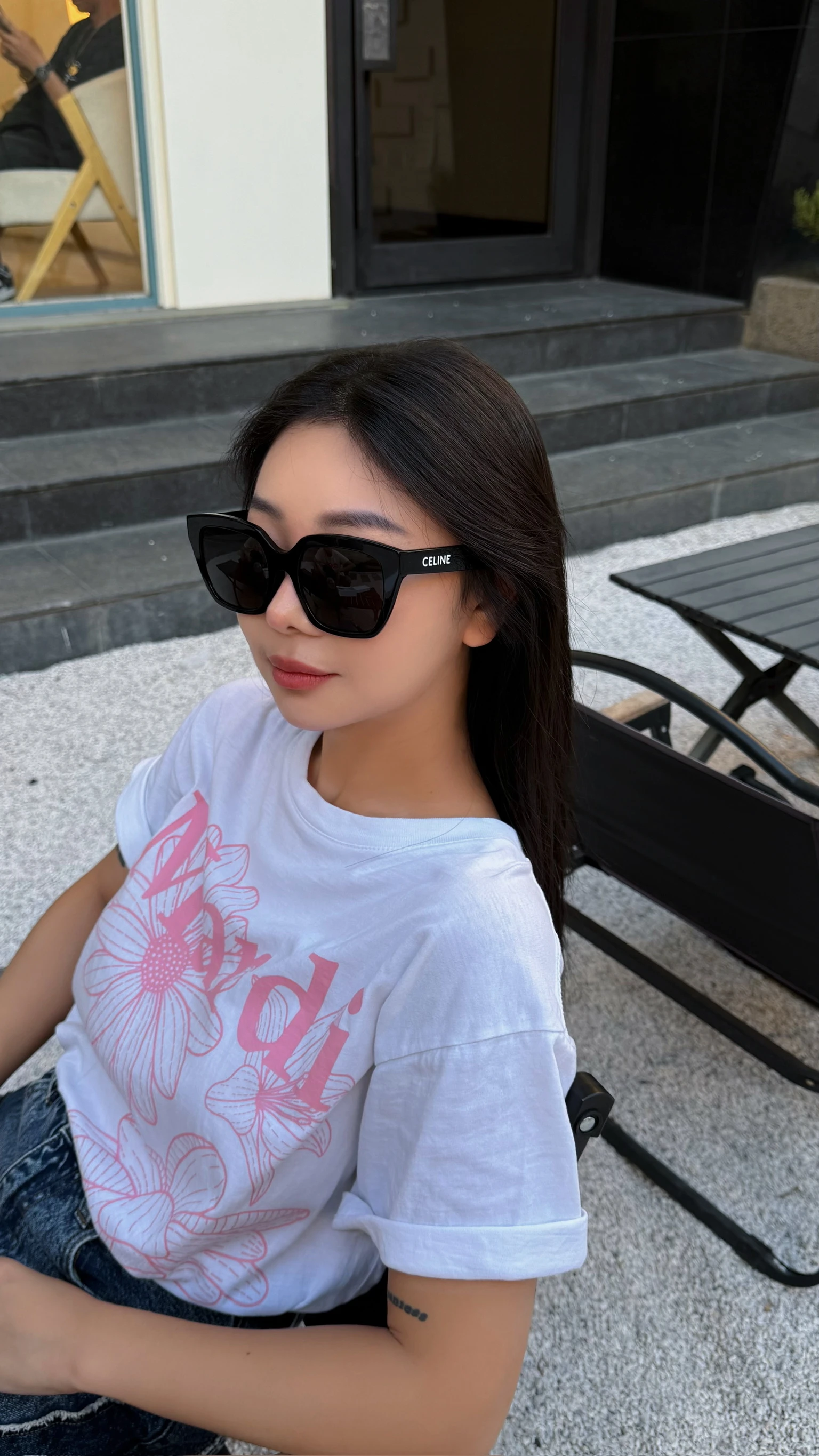 Celine 黑字母墨鏡
