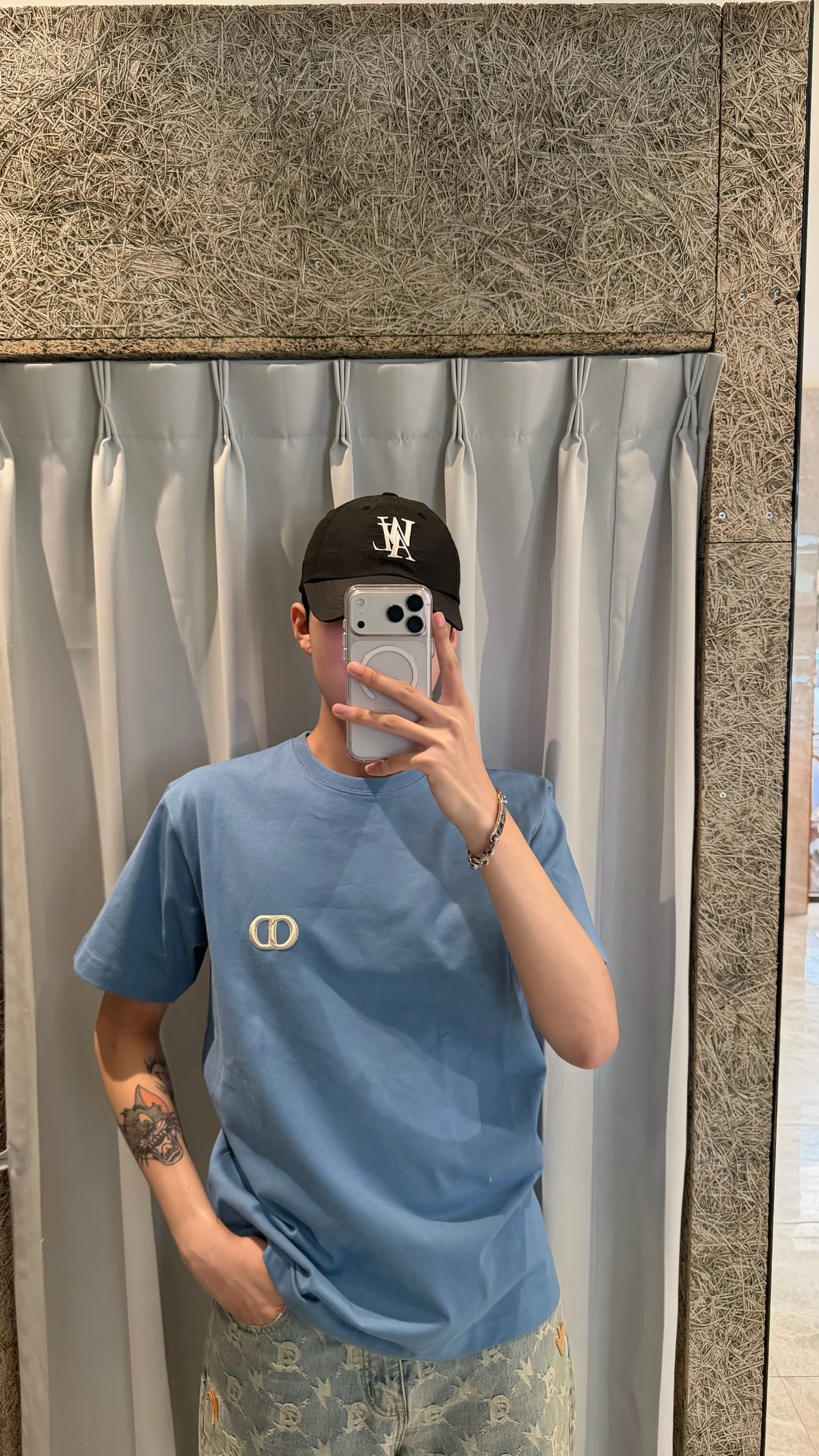 Dior CD 寶寶藍短袖