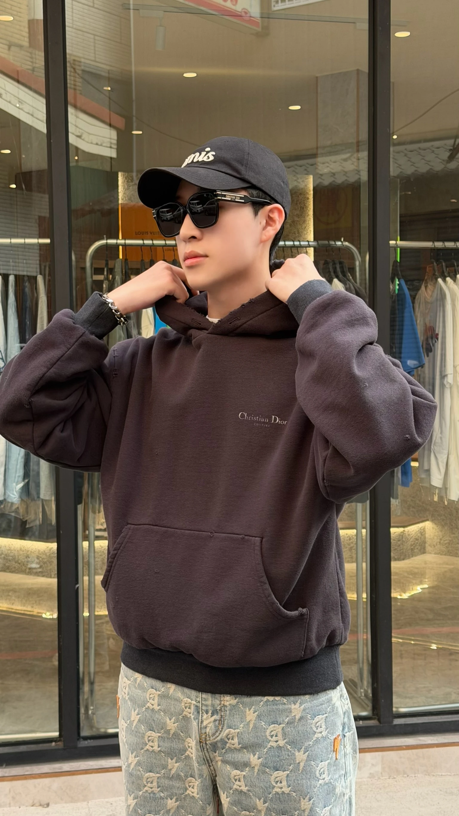 Dior 仿舊小標帽踢