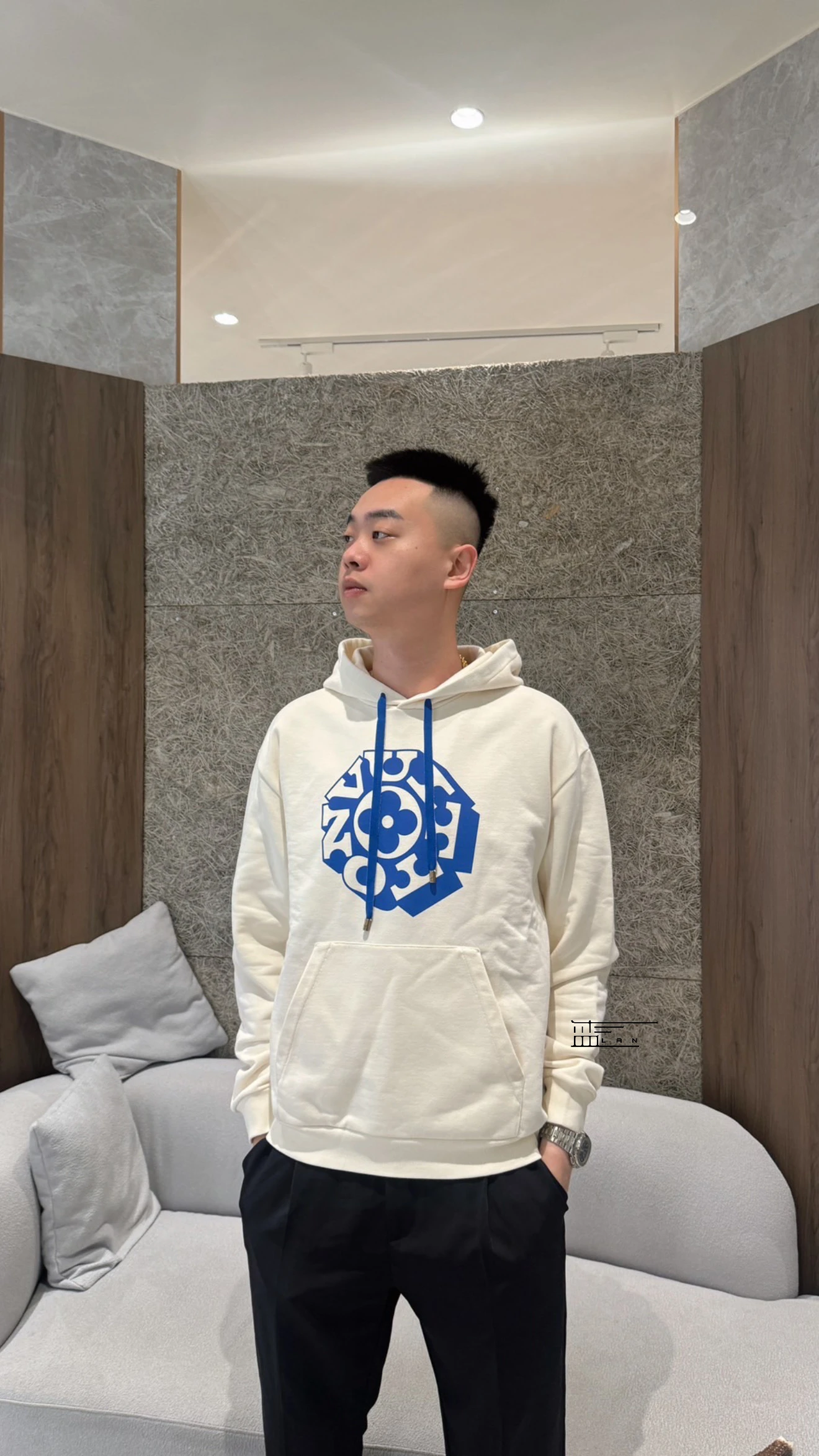 LV 白底藍花卉帽踢