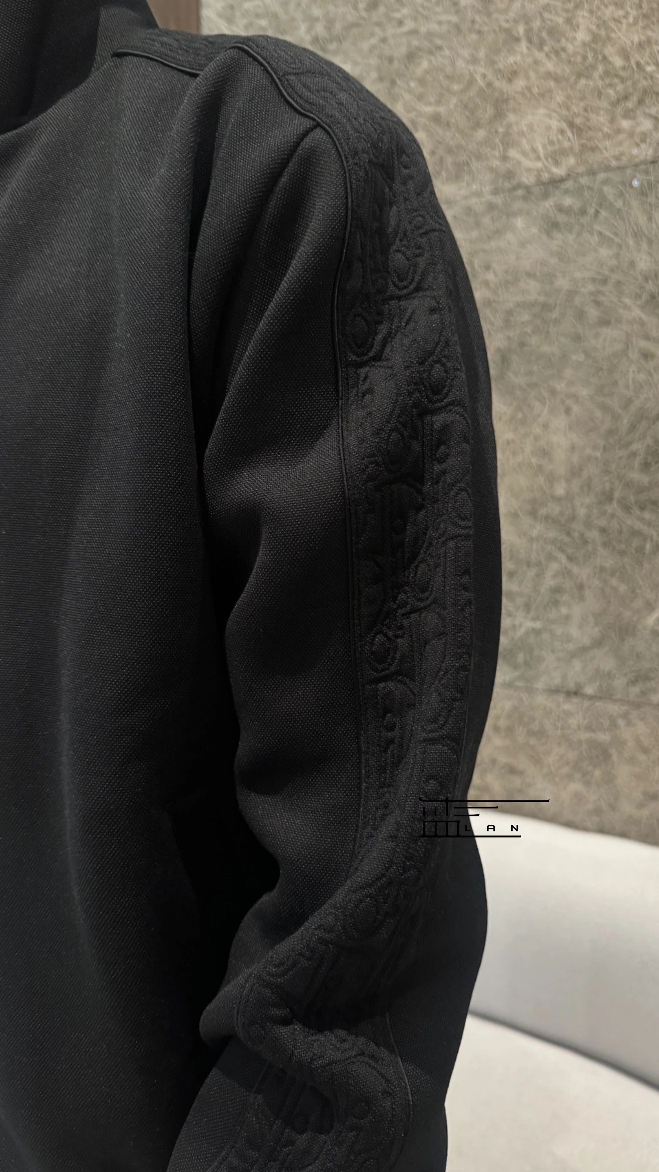 Dior 新款手臂暗紋外套