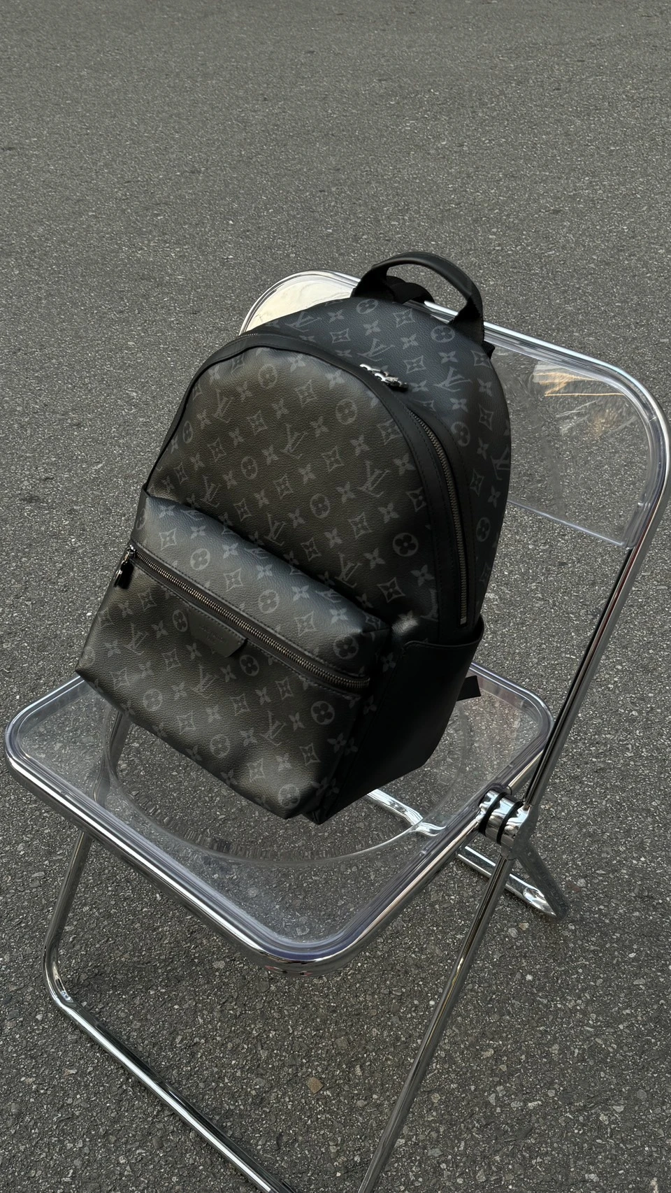LV 黑老花後背包
