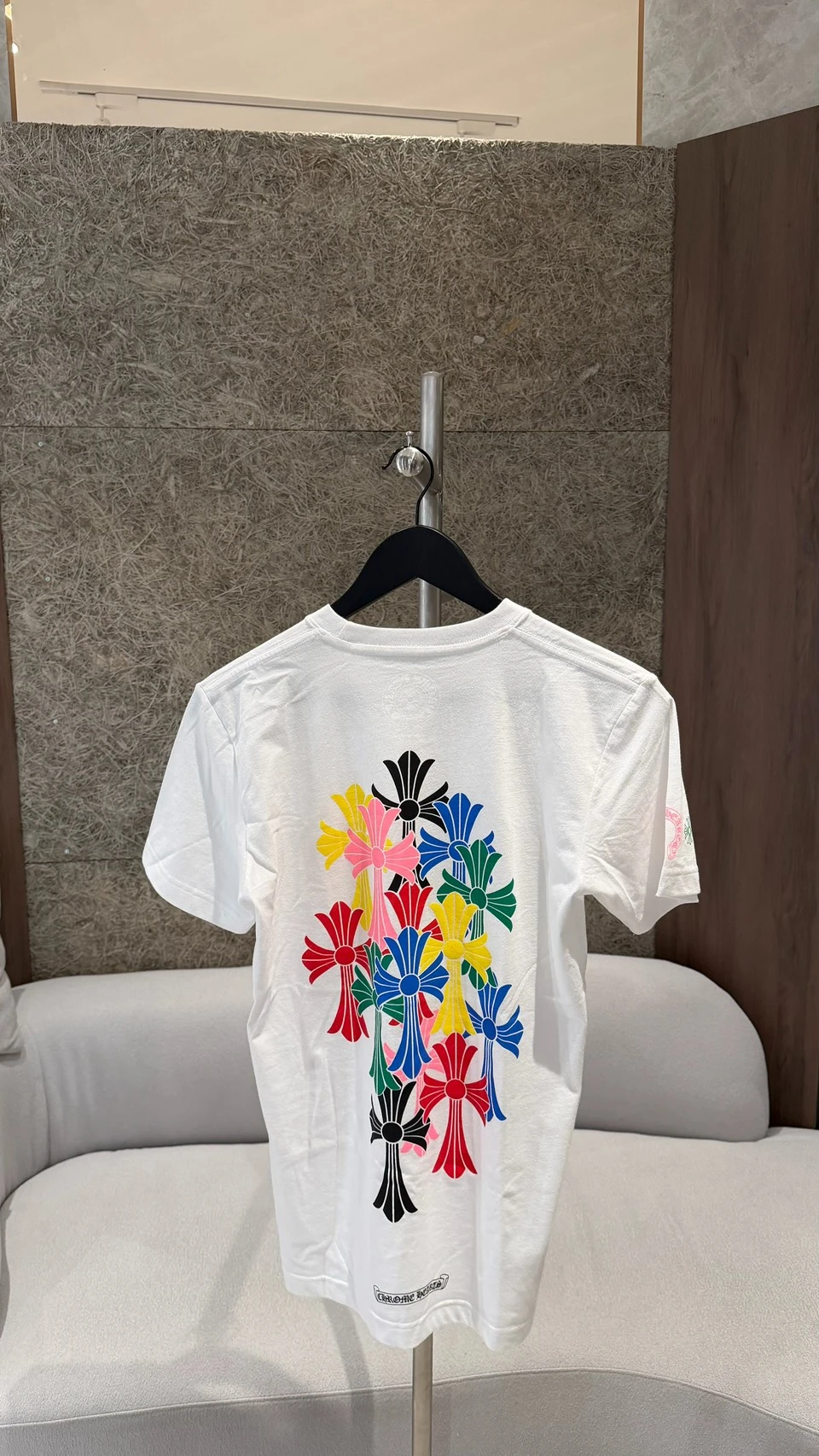 克羅心 白底背後彩色Logo短袖