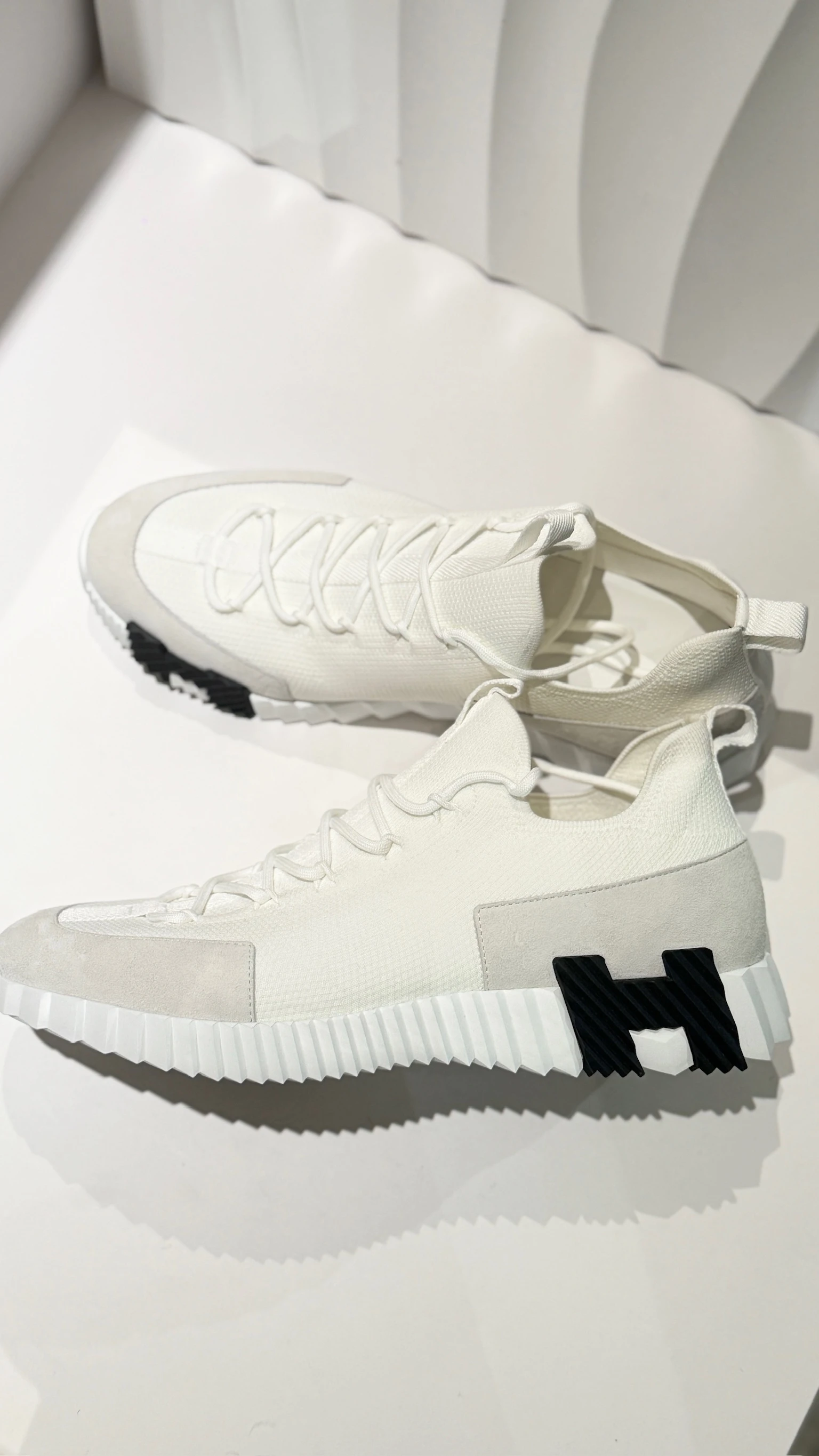 Hermes 新款休閒鞋