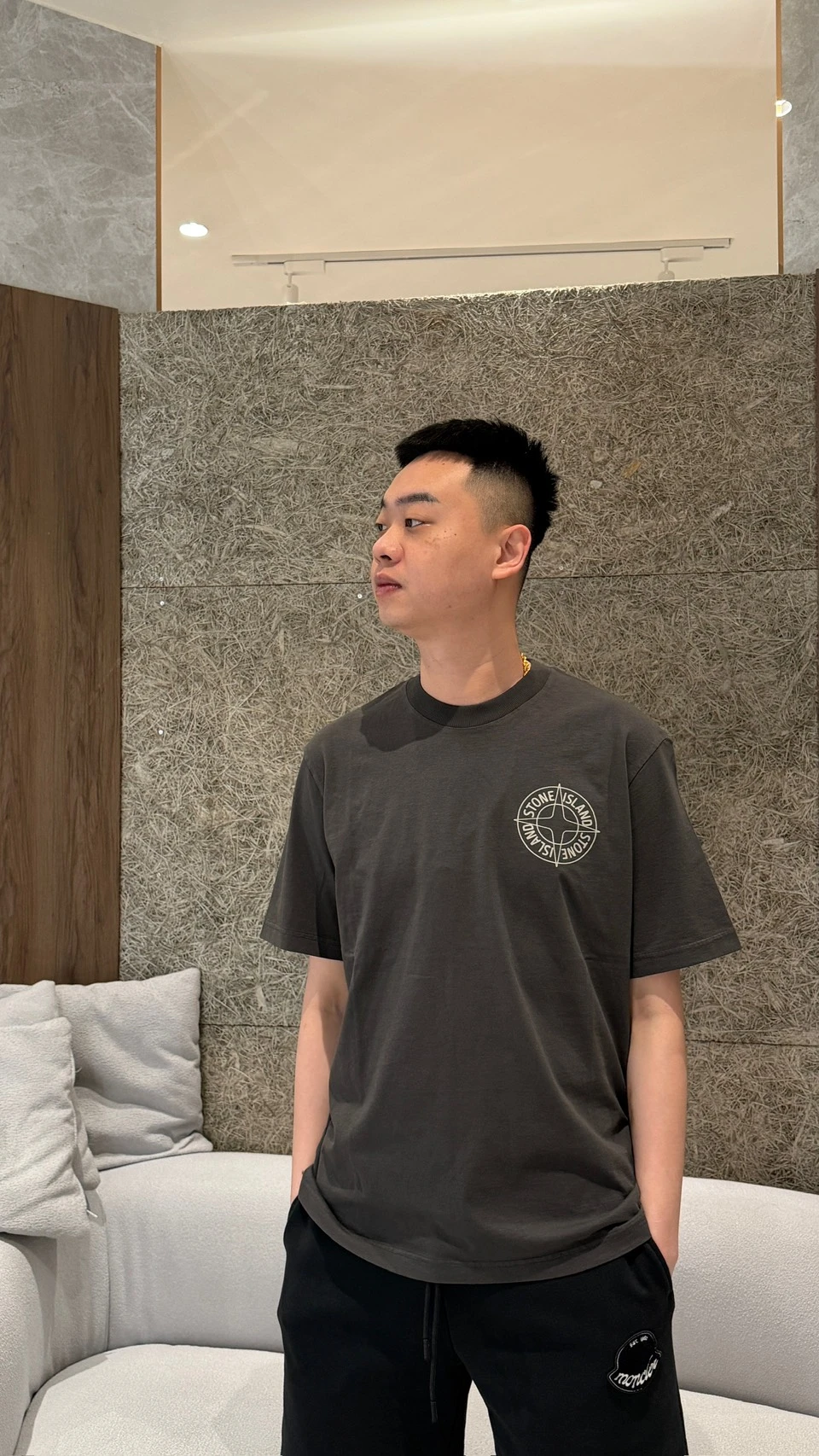 Stone island 背後大標鐵灰色短袖